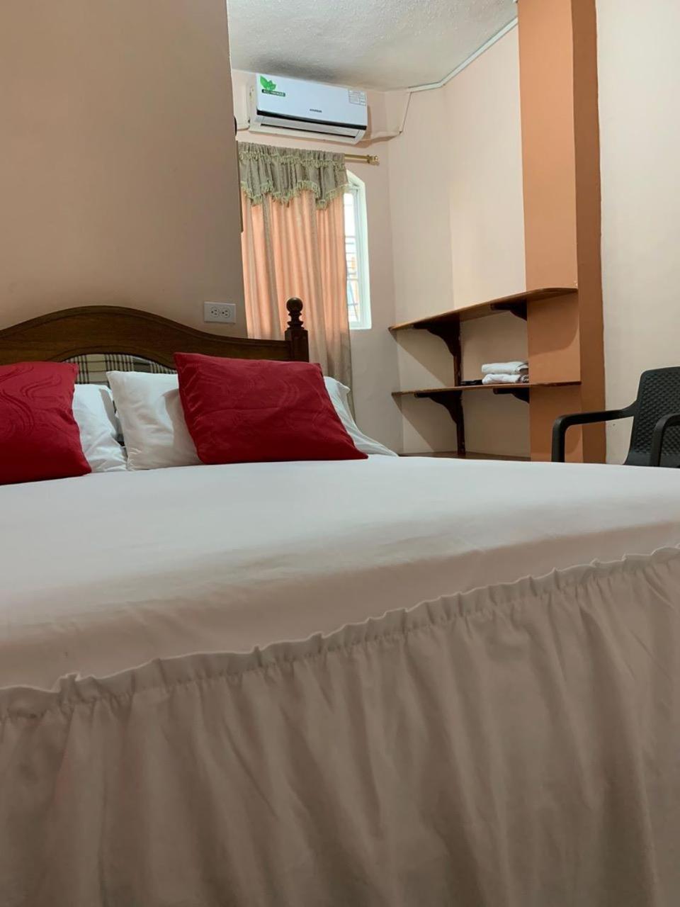 Hotel La Barca Atacames Luaran gambar