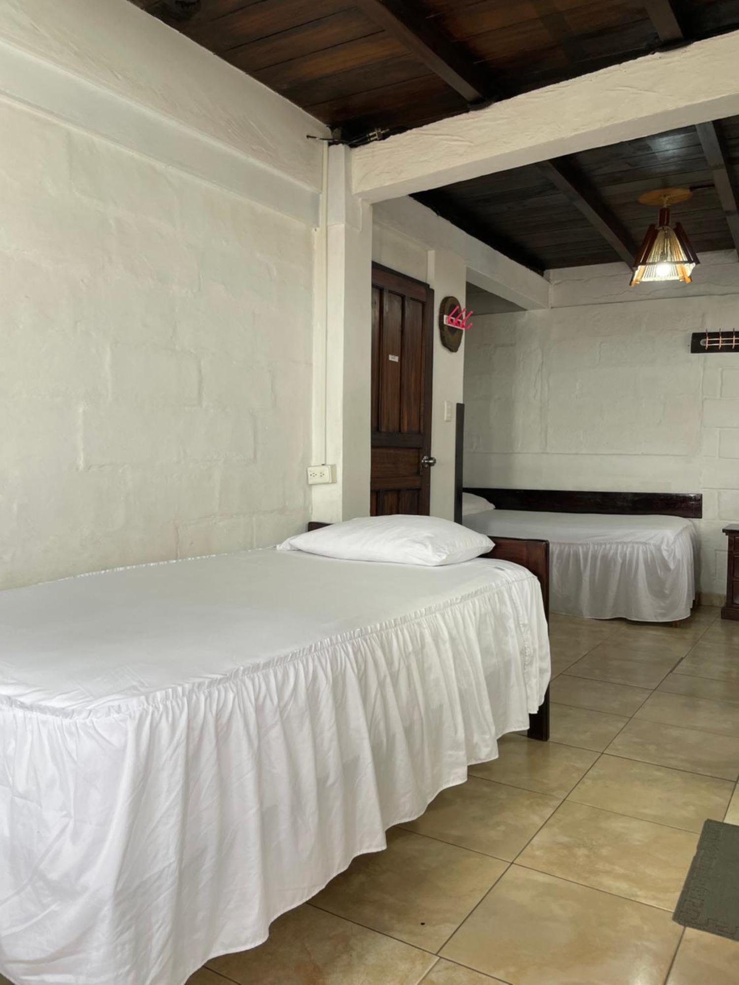 Hotel La Barca Atacames Luaran gambar