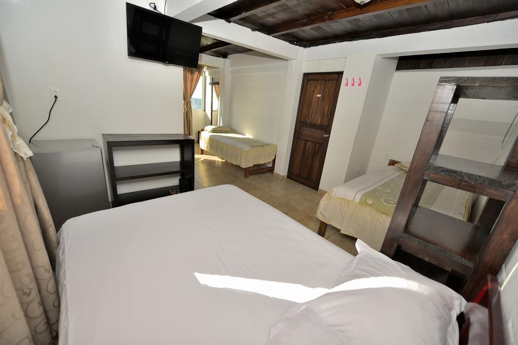 Hotel La Barca Atacames Luaran gambar
