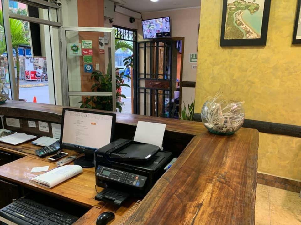 Hotel La Barca Atacames Luaran gambar