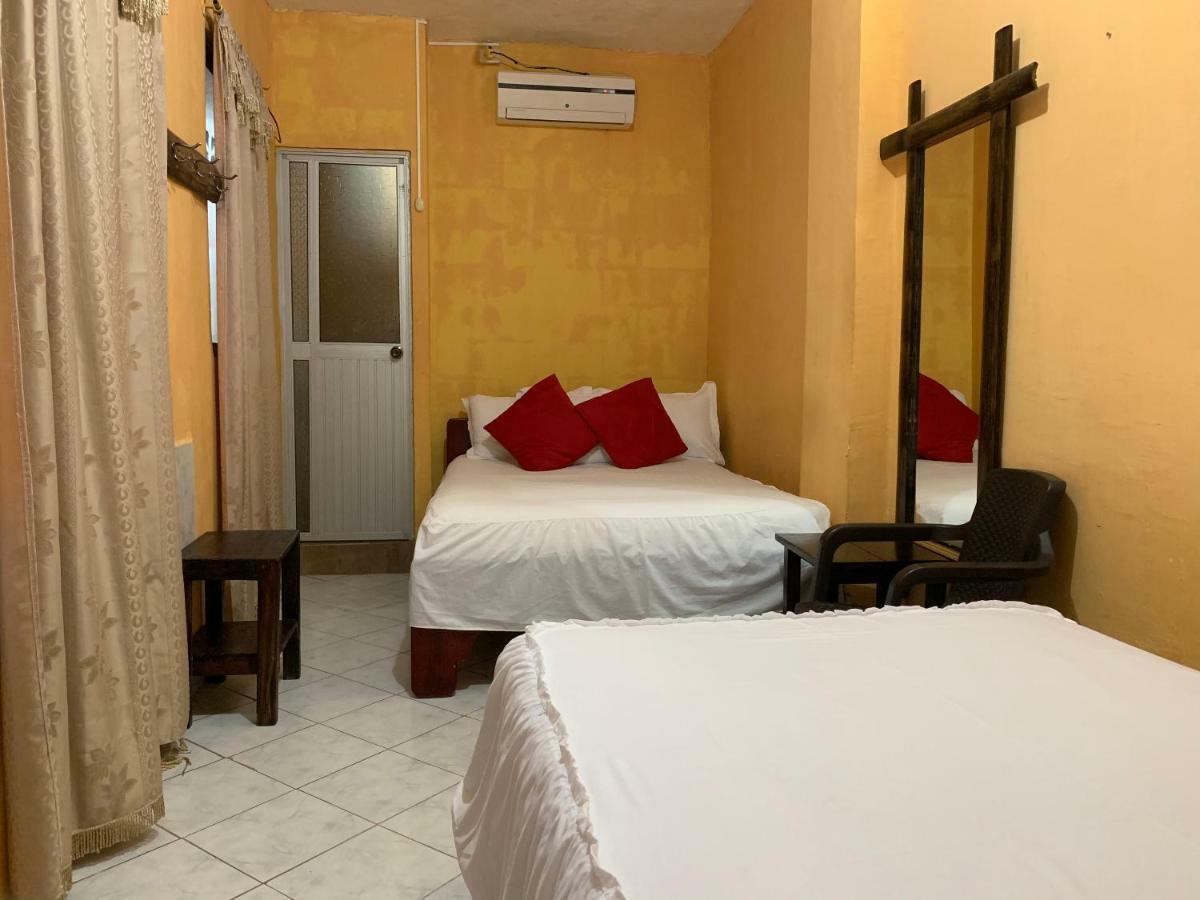 Hotel La Barca Atacames Luaran gambar